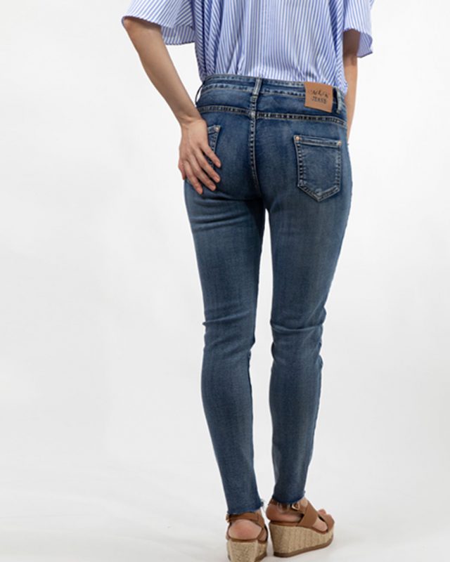 Melani di moda