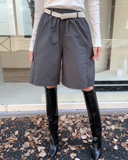 MELANI BERMUDA SHORTS IN GREY