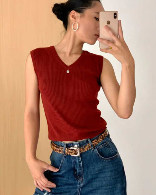 MELANI V'NECK KNIT VEST